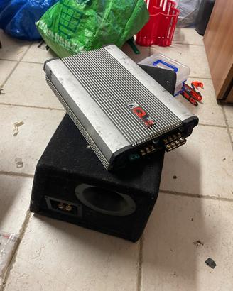 Amplificatore e woofer x auto