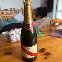 Champagne   GH  Mumm cordon rouge  2001