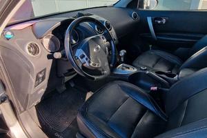 AUTO PER PEZZI DI RICAMBIO