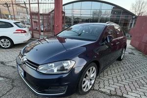 VOLKSWAGEN Golf Variant 2.0 TDI Executive BlueMoti