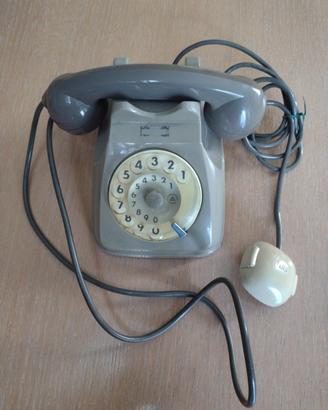 2 telefoni vintage