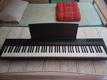 Pianoforte digitale YAMAHA P-105