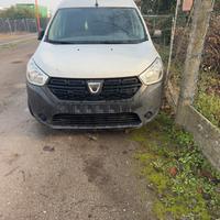 Dacia Dokker incidentato 12/2019