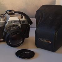 fotocamera Minolta SR T100× da collezione (1977)