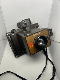 Fotocamera vintage Polaroid EE33 anni '70