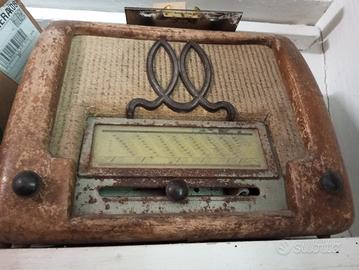 vecchia radio 