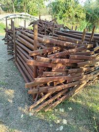 Puntelli metallici a croce, cristi putrelle