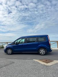 Ford Tourneo 7 Posti Gancio Traino