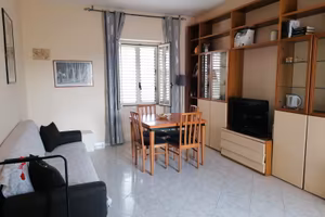 Appartamento arredato mq100 campagnella -sala