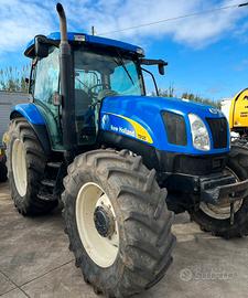 Trattore NewHolland TS125A