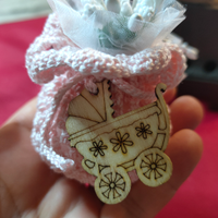 Sacchetto portaconfetti all'uncinetto