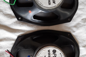 Altoparlanti x impianto stereo auto