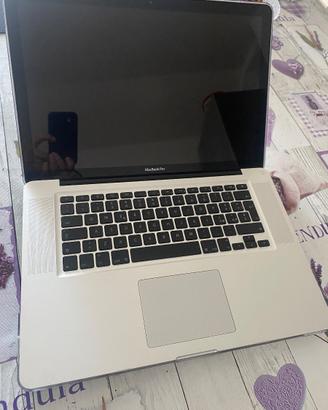 MacBook Pro A1286 16GB RAM 500GB HD