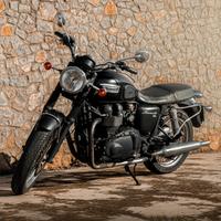 Triumph Bonneville T100 Black – 2011