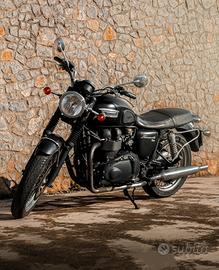Triumph Bonneville T100 Black – 2011