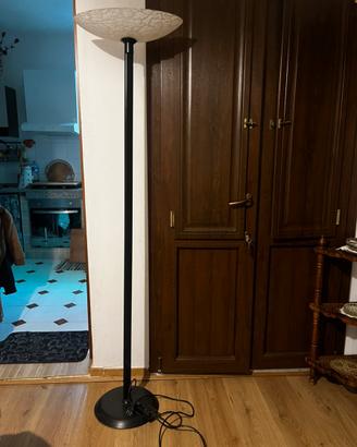 Lampada da terra torchiera con paralume uplight