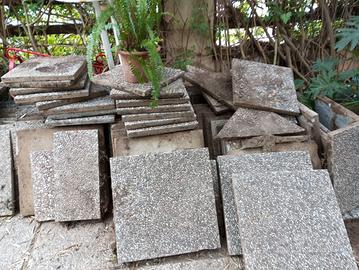 40 lastroni in marmo ripulito