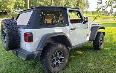 Soft top fastback JL