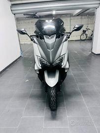 Yamaha T max 530 sx 2017