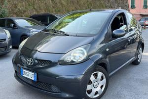 Toyota Aygo 1.0 12V VVT-i 5 porte - neopatentati 2