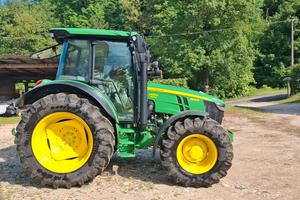 john deere 5100 R 