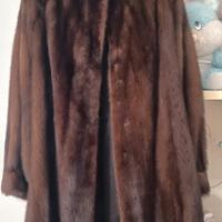 Pregiata Pelliccia di Visone Marrone - Come Nuova