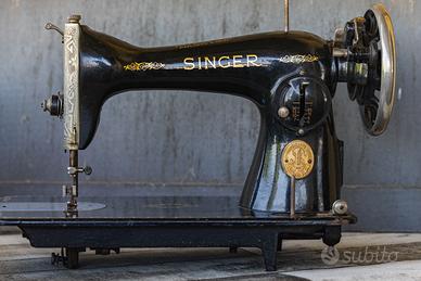 macchina da cucire Singer vintage d'epoca