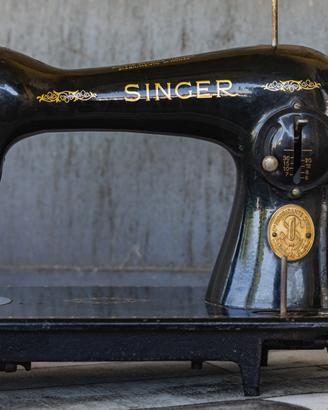 macchina da cucire Singer vintage d'epoca