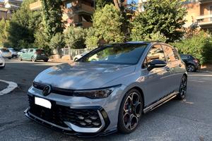 Golf GTI 2.0 TSI DSG UNIPRO FULL OPTIONAL KM3740