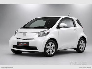 TOYOTA iQ 1.0 Sol