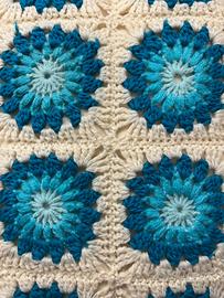 CUSCINO VINTAGE GRANNY Square