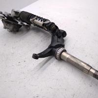 FORCELLA SINISTRA CON MOZZO RUOTA GILERA FUOCO EUR