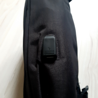 Zaino con connessione usb per powerbank