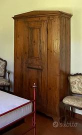armadio grande in legno