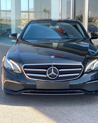 Mercedes-benz E 220d Auto Exclusive