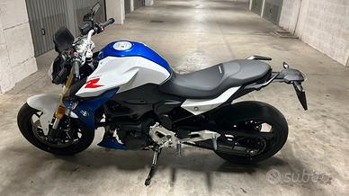 Bmw f900 r 2024