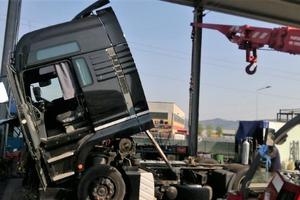 Man TGA 460, ricambi vari