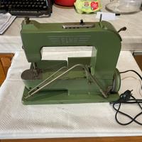 Macchina da cucire ELNA 1 "Grasshopper"