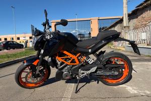 Ktm Duke 390