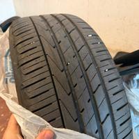 Gomme hankook  235/50 r 19