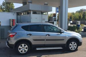 Nissan Qashqai J10
