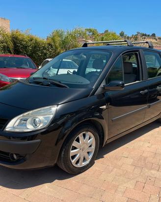 Renault Scenic "Finanziabile Senza Busta Paga"