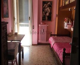 Camera per ragazza