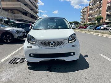 Smart ForFour BRABUS 0.9 Turbo twinamic LED NAVI P