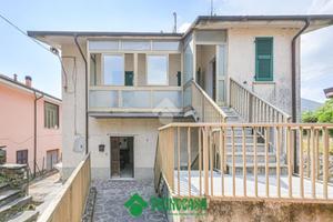 CASA INDIPENDENTE A CALICE AL CORNOVIGLIO