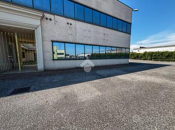 NEGOZIO A CASALMAGGIORE