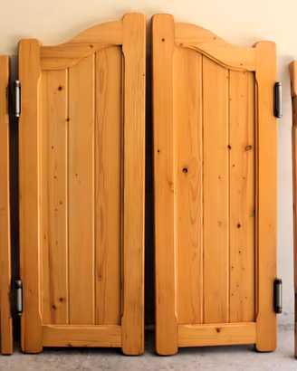 Porte basculanti tipo "Saloon"