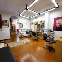 CAVARZERE: locale commerciale