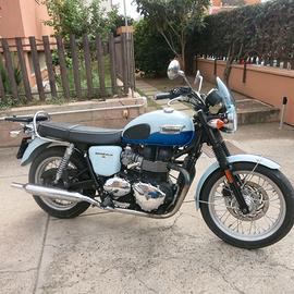 Triumph Bonneville - 2010