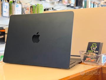 MACBOOK AIR 13 (2024) M3 8GB/512GB CON GARANZIA